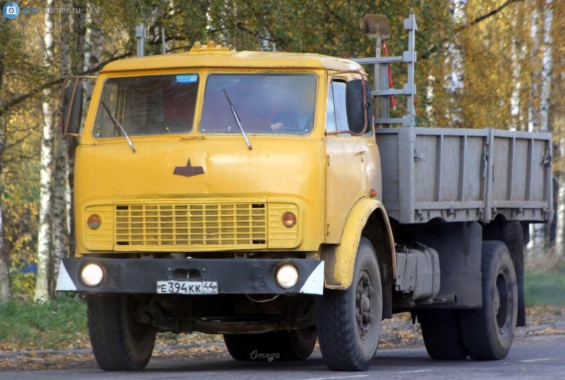 Грузовик МАЗ 500