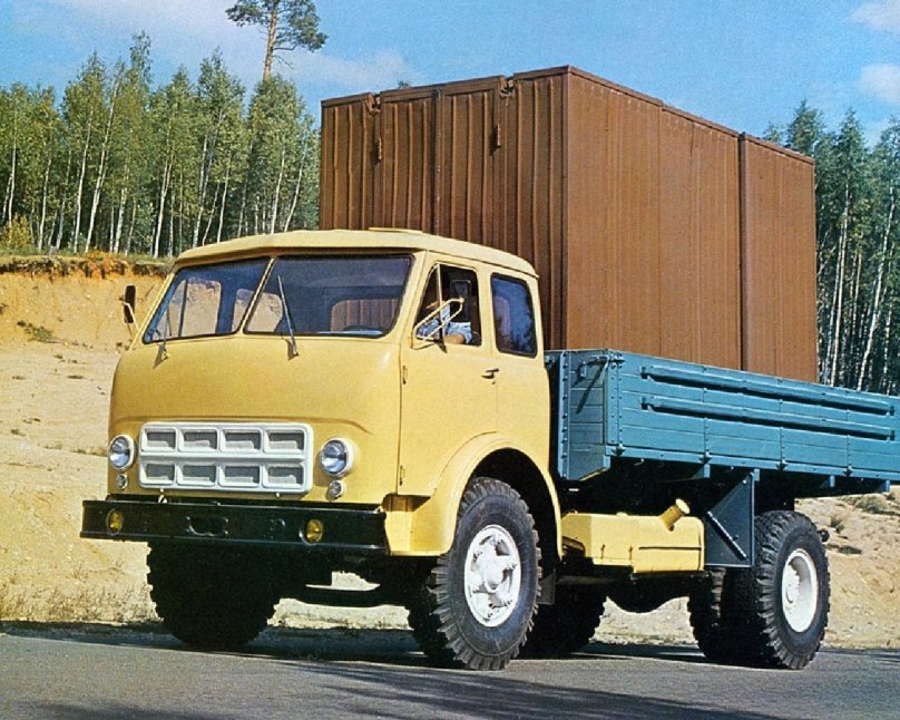 Грузовик МАЗ 500