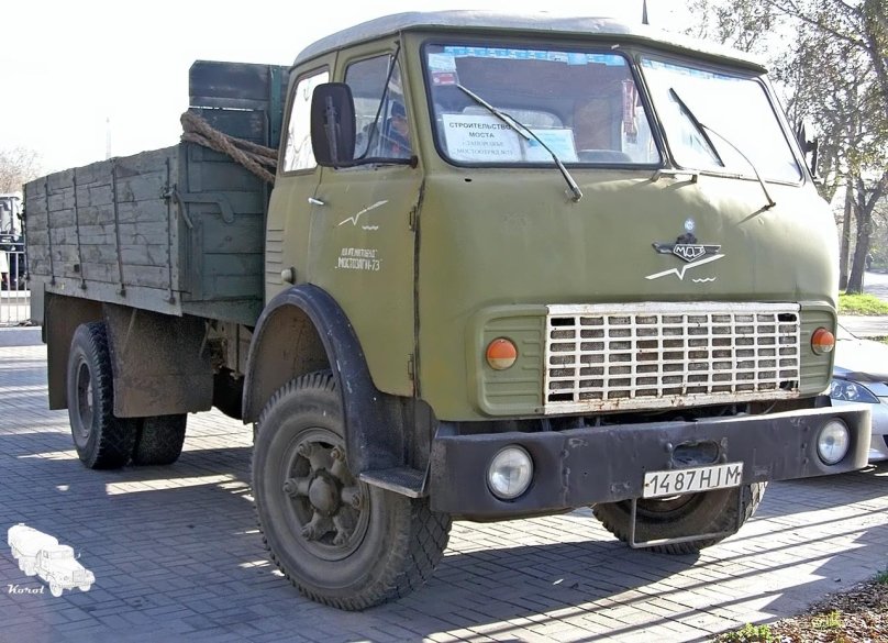 Машины МАЗ 5335