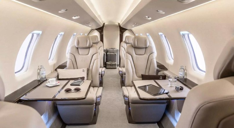 Самолет бизнес-Джет Pilatus PC-24