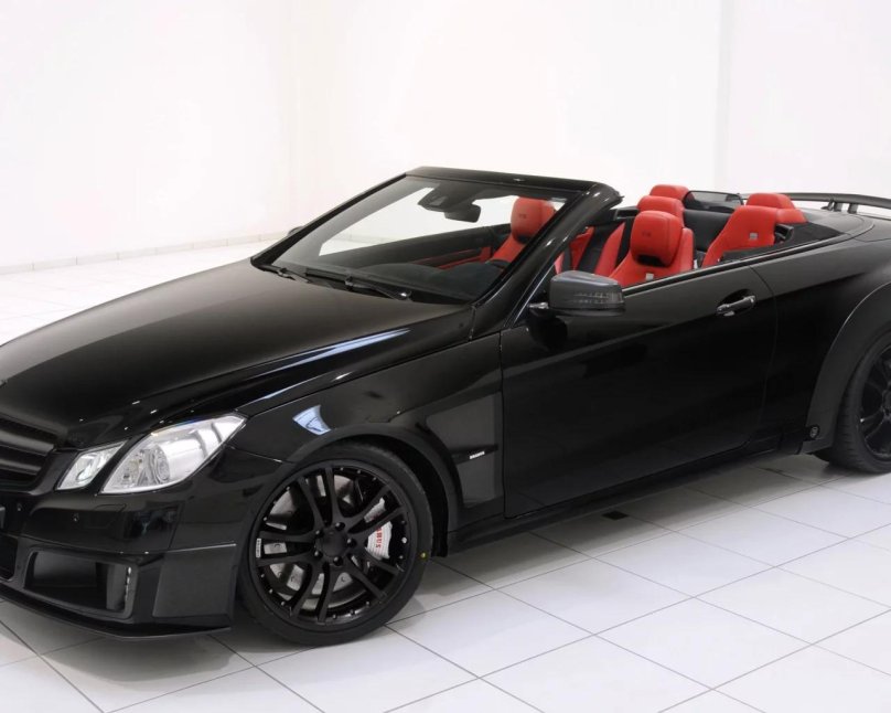 Машина Brabus 800