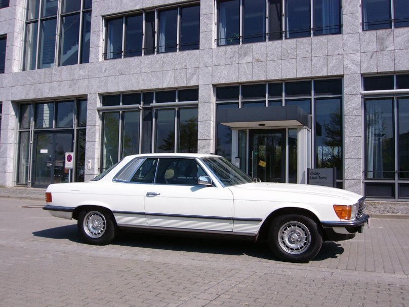 Мерседес 107