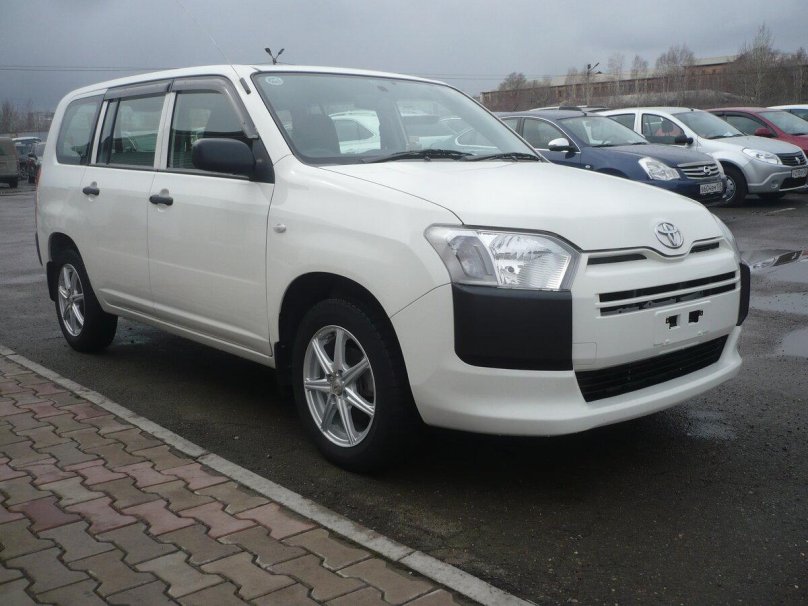 Toyota Probox 2016