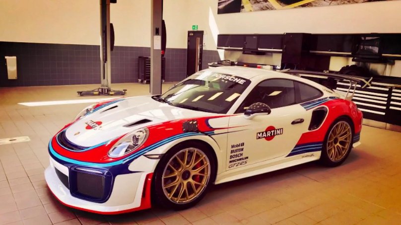 Porsche 911 gt3 RS гоночный