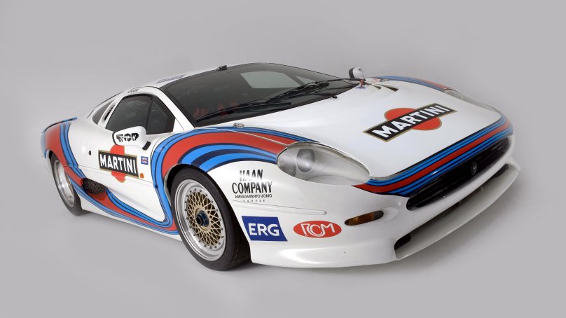 Jaguar xj220 Race car