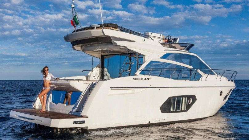 Яхта absolute 45 Fly