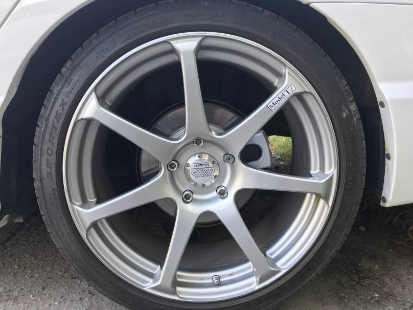 Yokohama AVS model t7 r18