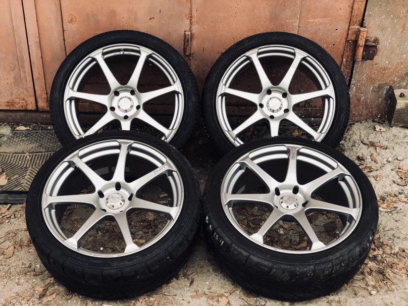 Yokohama AVS model t7