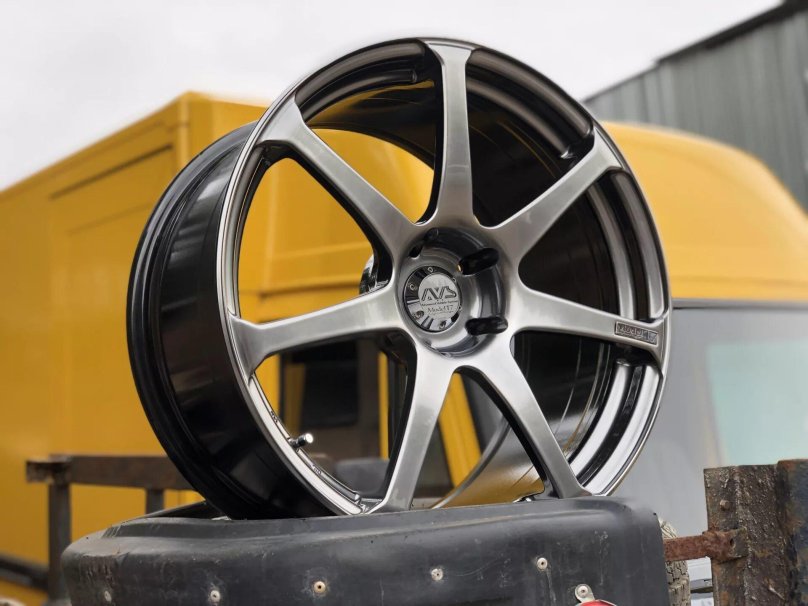 Yokohama AVS model 7