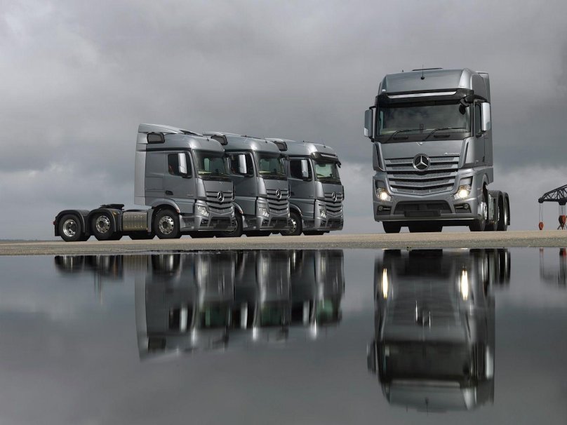 Мерседес Бенц трак Актрос