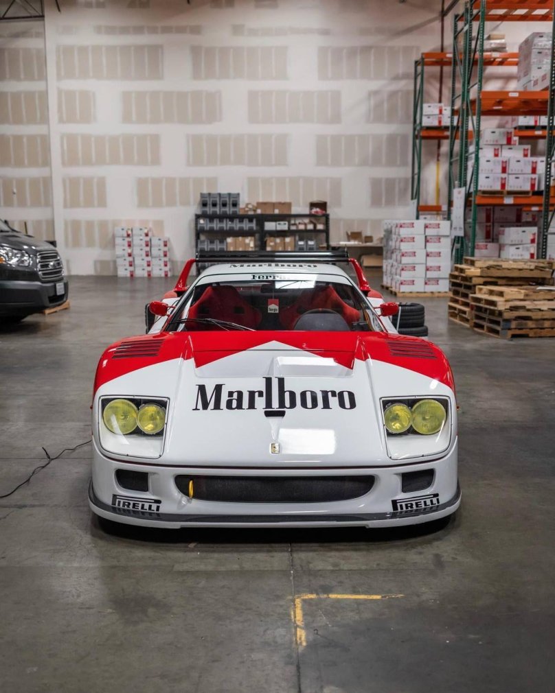 Феррари ф40 Marlboro