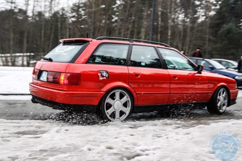 Audi 80 quattro универсал