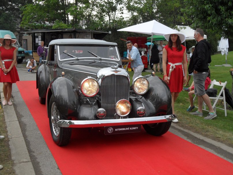 Ретро автомобили Курск