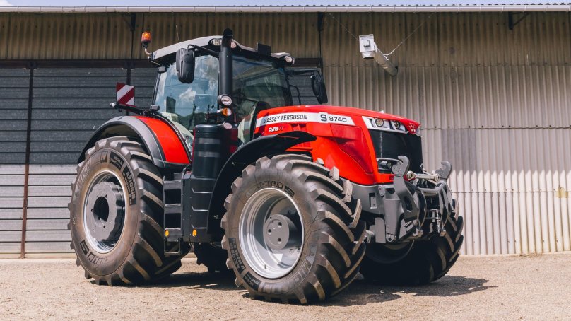 Massey Ferguson 8740s