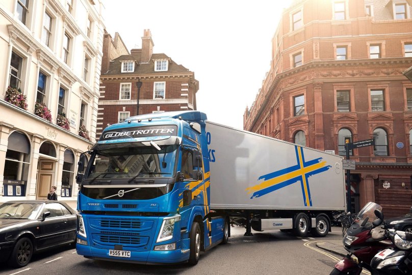 Трейлер Вольво