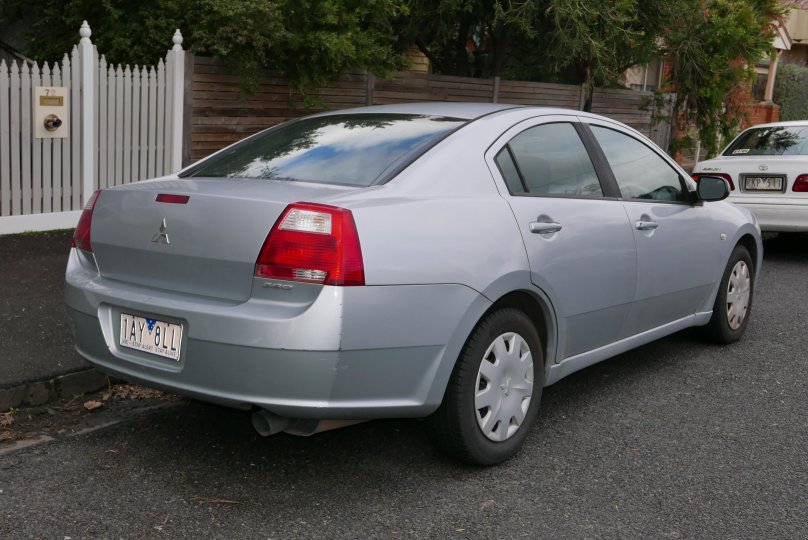 Мицубиси 380 Галант