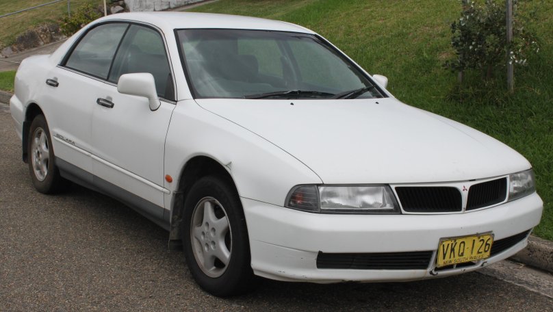 Mitsubishi Magna