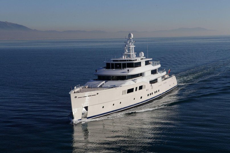 Perini Navi моторная яхта