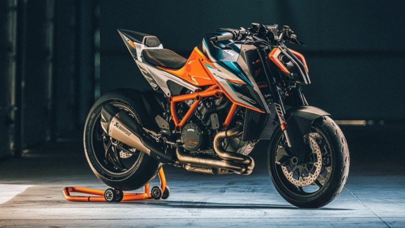 KTM 1290 super Duke r EVO