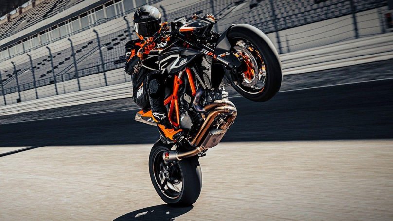 KTM Duke 1390 r EVO 2024 super