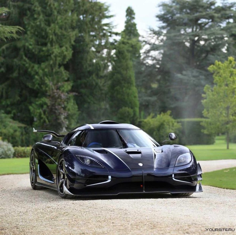 Кенигсегг Agera one 1