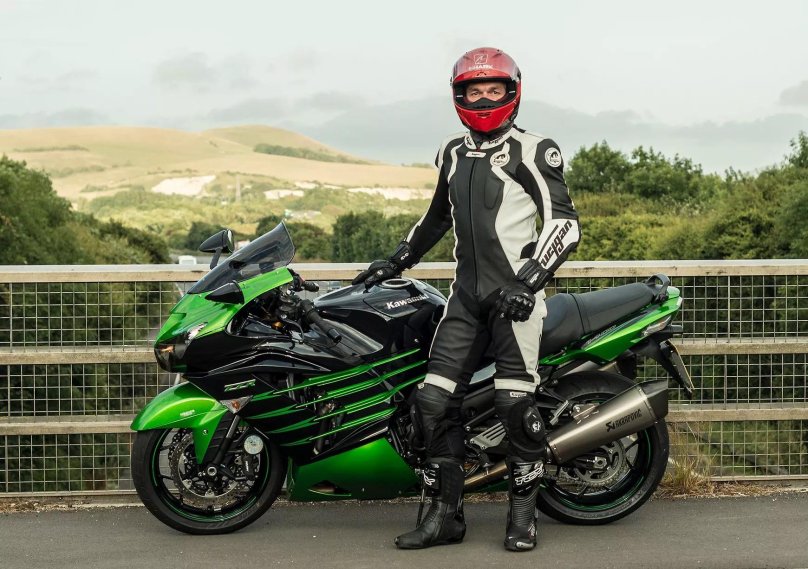 ZZR 1400 Performance Sport