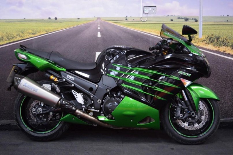 Мотоцикл Кавасаки ZZR 1400