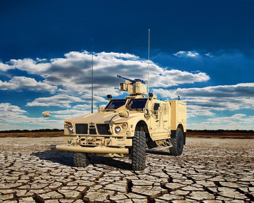 Ошкош бронеавтомобиль