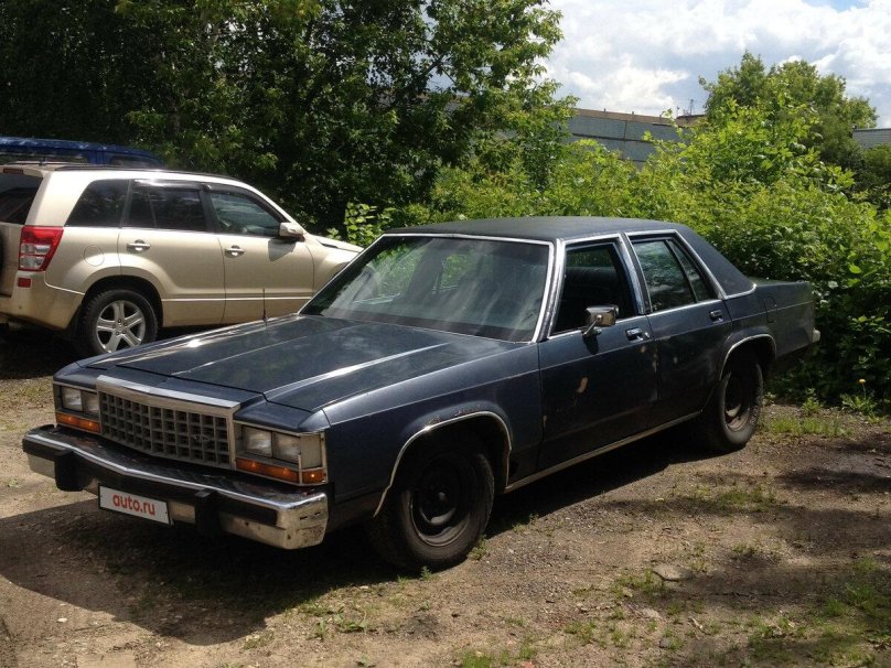 Форд Лтд Краун Виктория