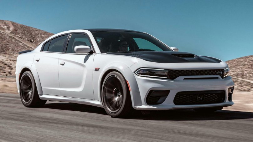 Додж Чарджер 2020