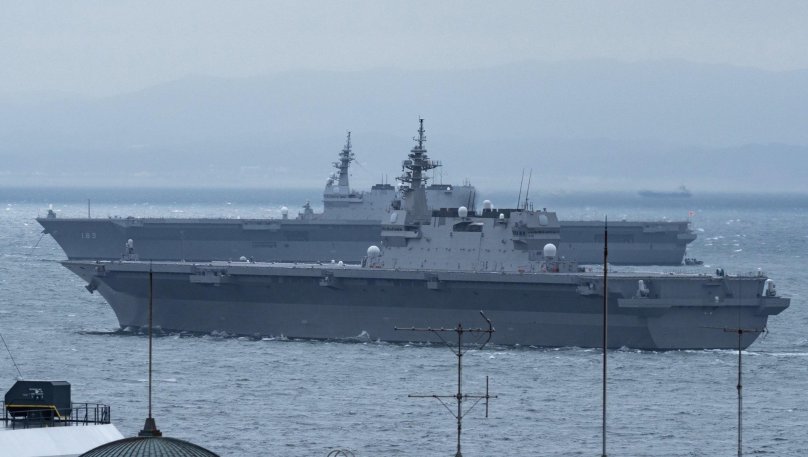 Эсминец вертолетоносец Идзумо