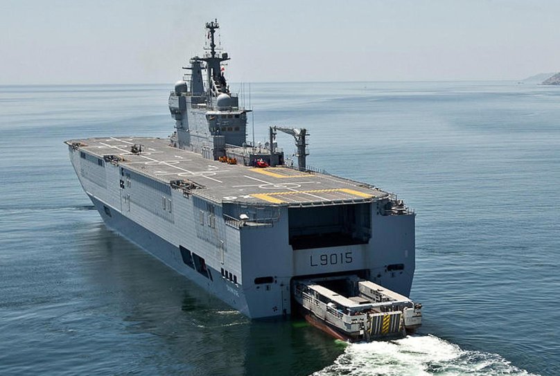 Вертолетоносцы Мистраль