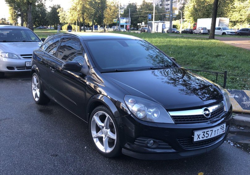 Opel Astra h GTC 2008