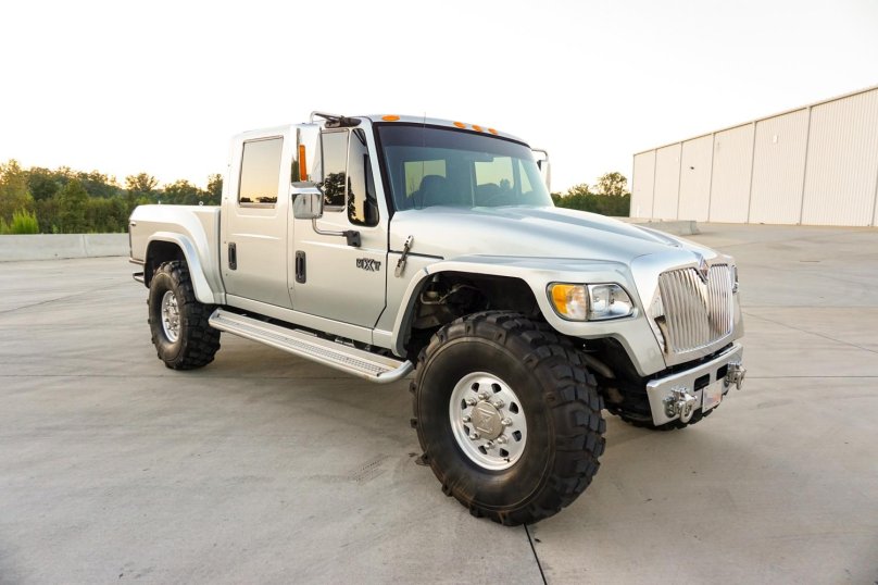 Navistar International MXT