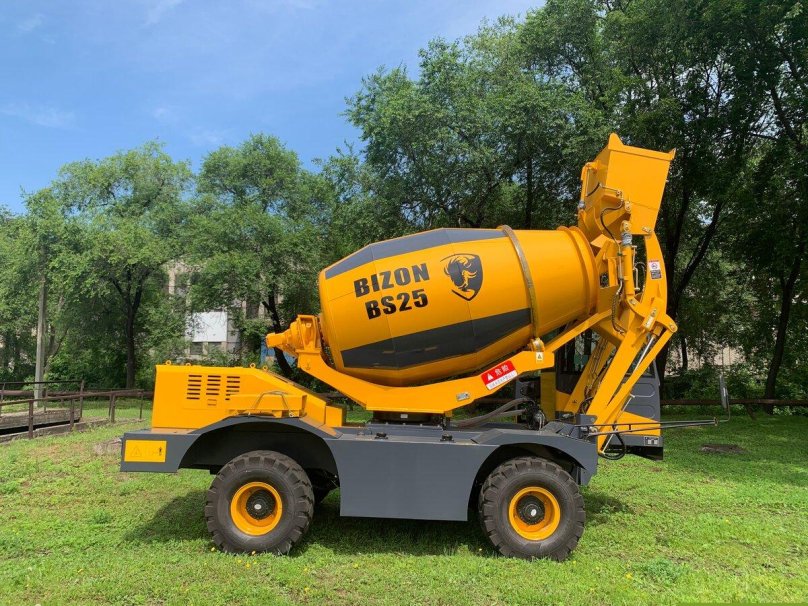 Автобетоносмеситель Bizon bs25