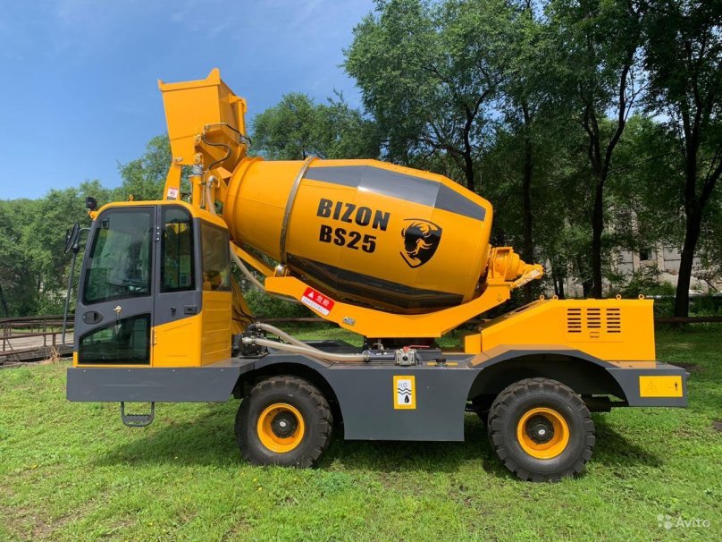 Автобетоносмеситель Bizon bs25
