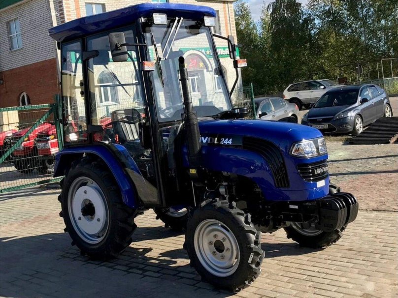 Трактор Lovol te-244 с кабиной