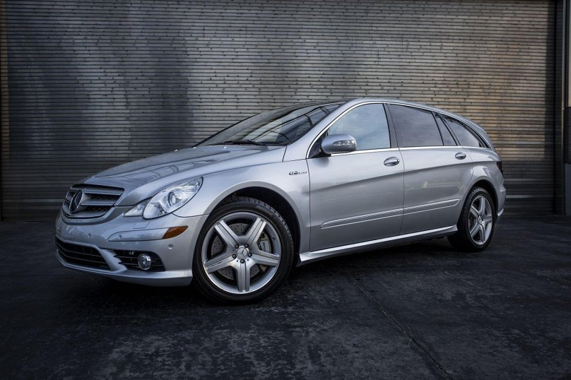 Mercedes r63 AMG