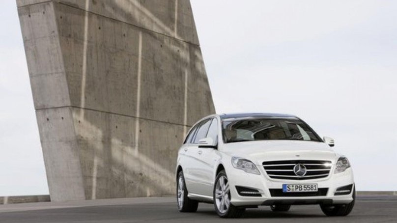 Mercedes Benz r63 AMG