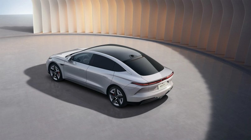 Популярные электрокары из Китая