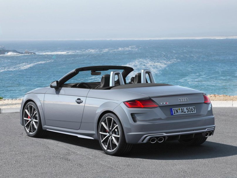 Audi TT/TTS Coupe/Roadster