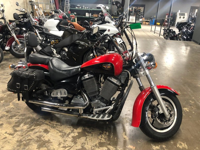 Мотоцикл Victory v92c