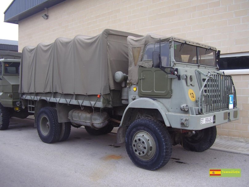 Pegaso 3050 Military Truck