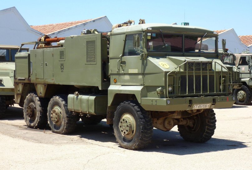 Pegaso 3050 Military Truck