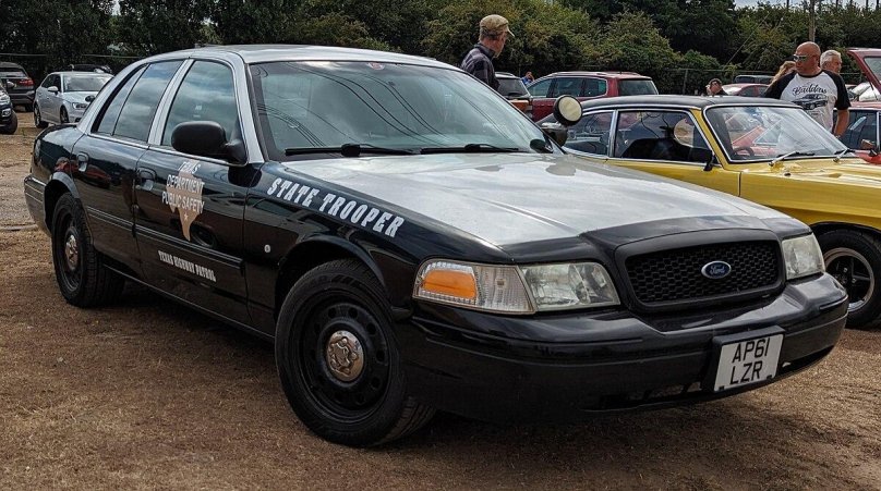 Ford Crown Victoria 2011