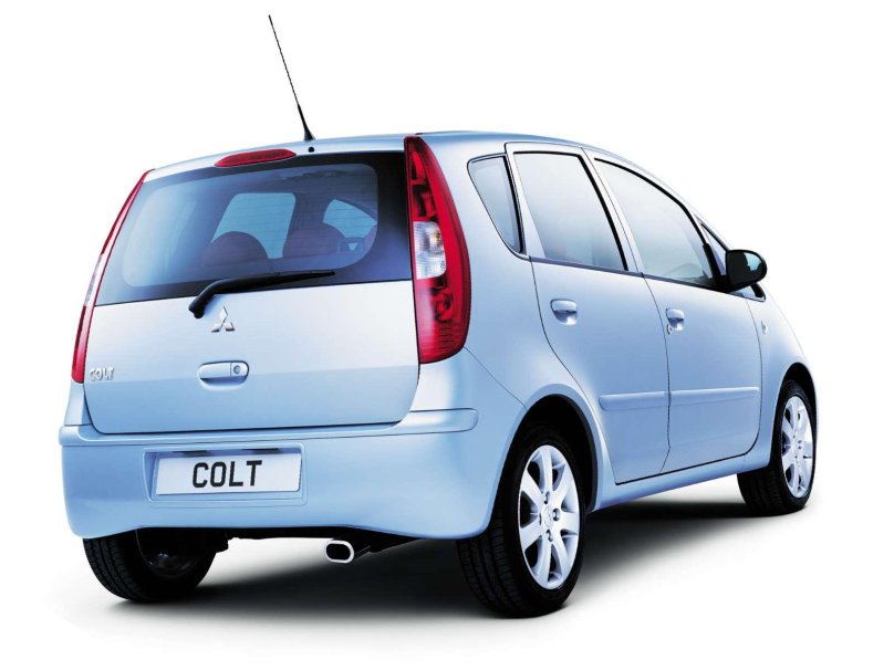 Mitsubishi Colt 5