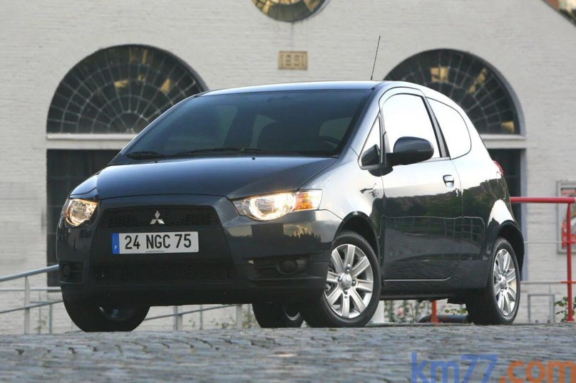 Мицубиси Кольт 2009
