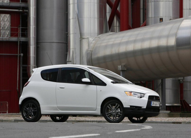 Митсубиси Кольт 2012