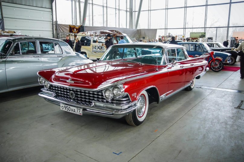 Buick Electra 225