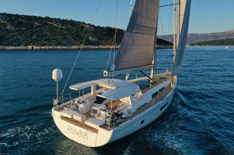 Hanse 675